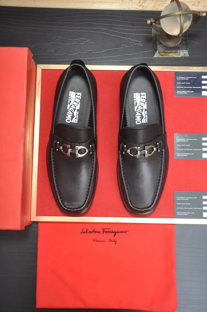 Men's shoes 💰560💶[Ferragamo/Ferragamu] (high-end Niuli) New 🍀 Ferragamo* - top version Ferragamo's classic formal leather shoes! Made of imported original cowhide, the inner top layer is comfortable cowhide lining! Original wear-resistant rubber outsole! High quality products! Code number 38-45 (45 customized)